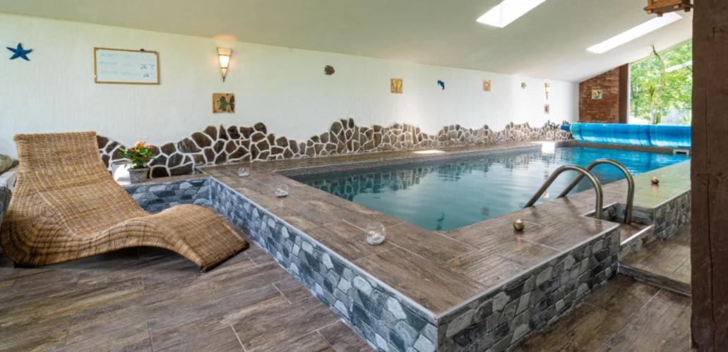 Studio Srncek - Tatranska Strba - Wellness, Bazen Exterior foto